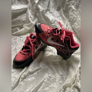 Nike Girls size 13 tball/baseball/softball cleats